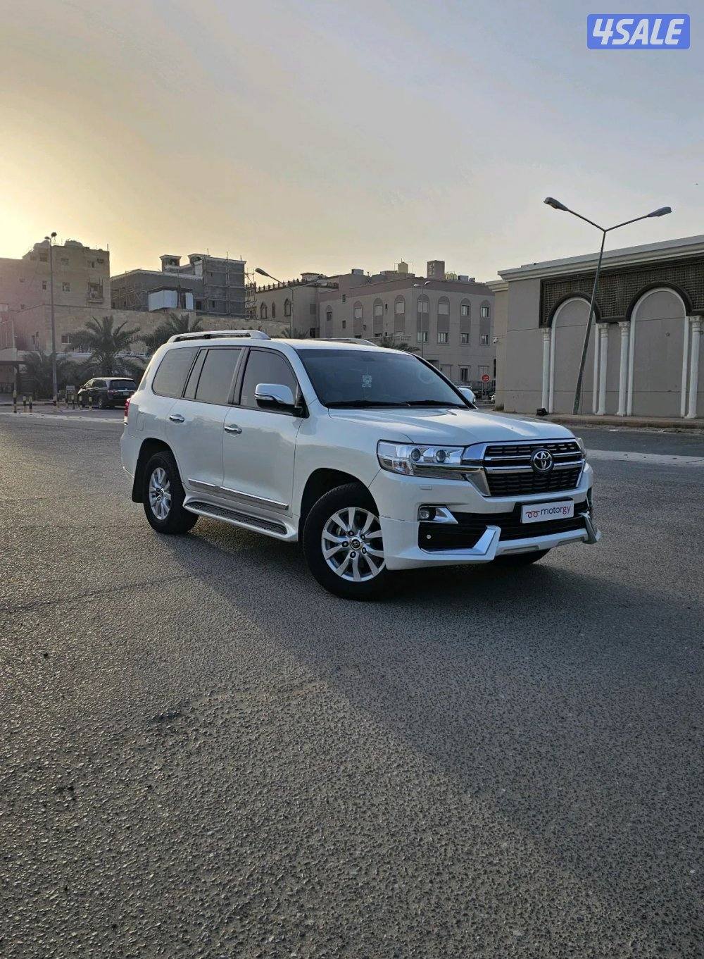 لاند كروزر GX.R 20180