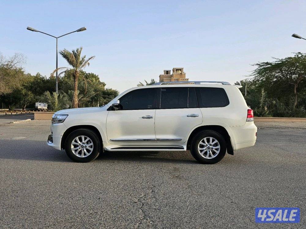 لاند كروزر GX.R 20181