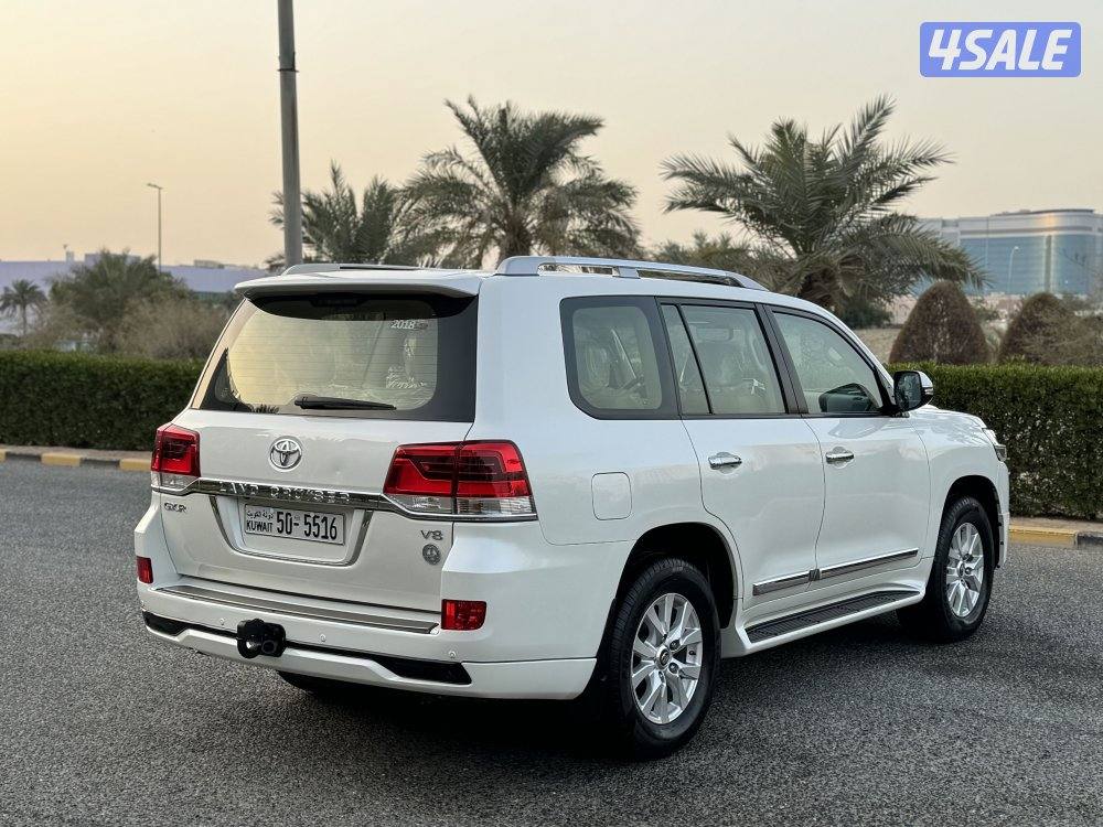 لاندكروزر GX_R V8 موديل 2018 صبغ الوكاله بحاله الوكاله4