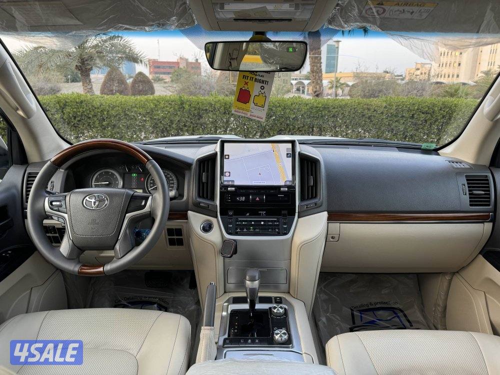 لاندكروزر GX_R V8 موديل 2018 صبغ الوكاله بحاله الوكاله11