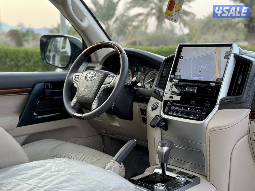 لاندكروزر GX_R V8 موديل 2018 صبغ الوكاله بحاله الوكاله14