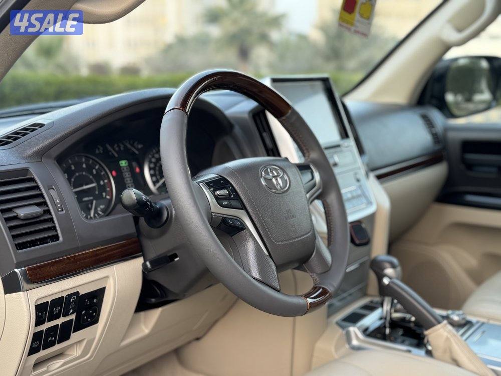 لاندكروزر GX_R V8 موديل 2018 صبغ الوكاله بحاله الوكاله15