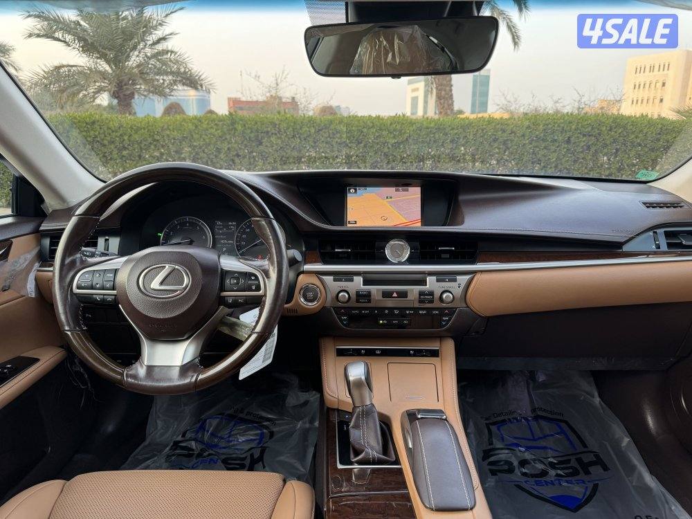 لكزس ES250 موديل 2017 بحاله نادره شرط الفحص9