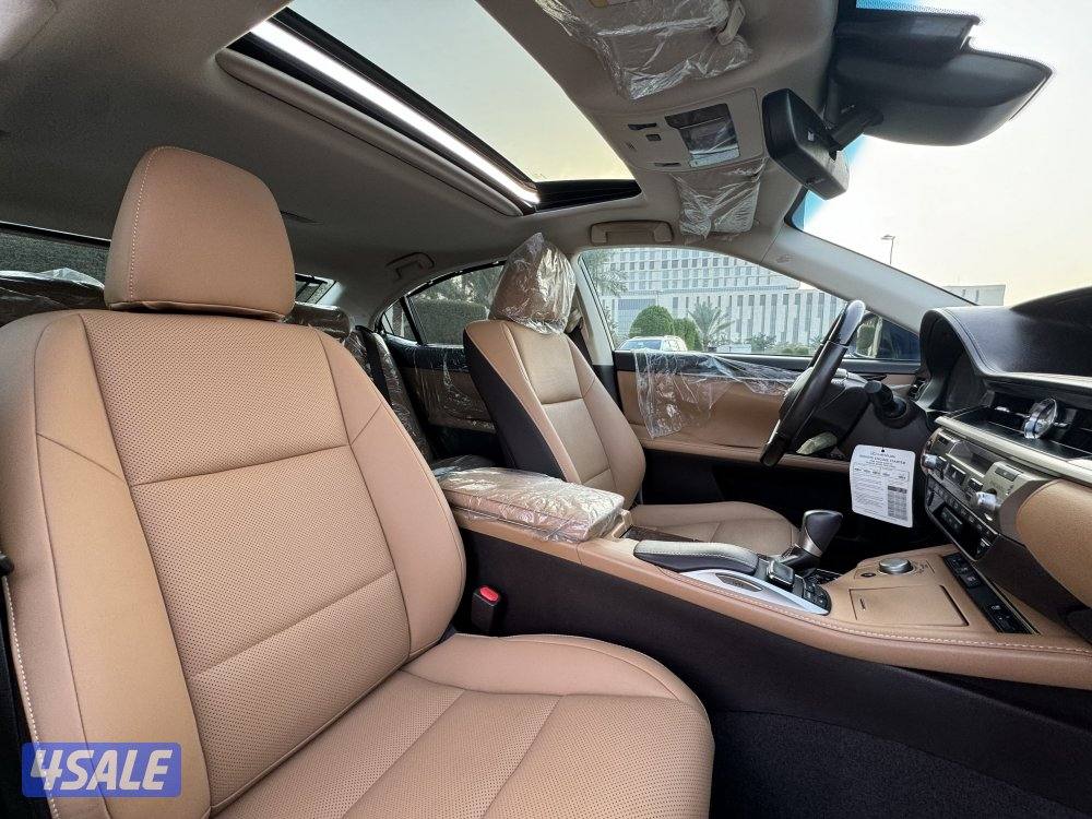 لكزس ES250 موديل 2017 بحاله نادره شرط الفحص11