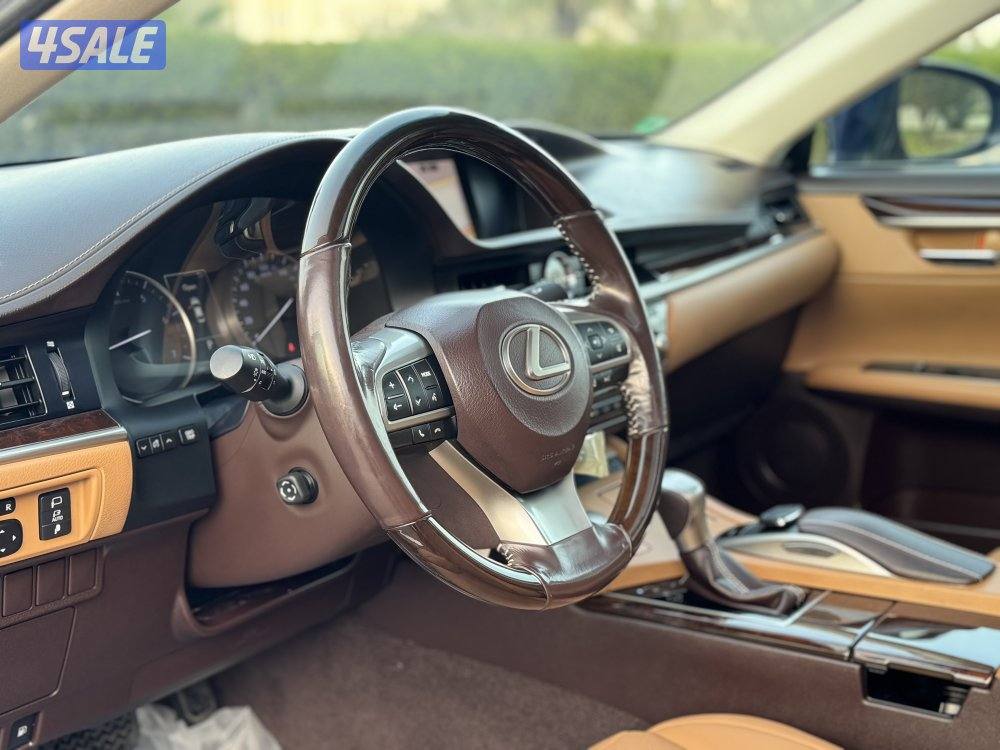 لكزس ES250 موديل 2017 بحاله نادره شرط الفحص15
