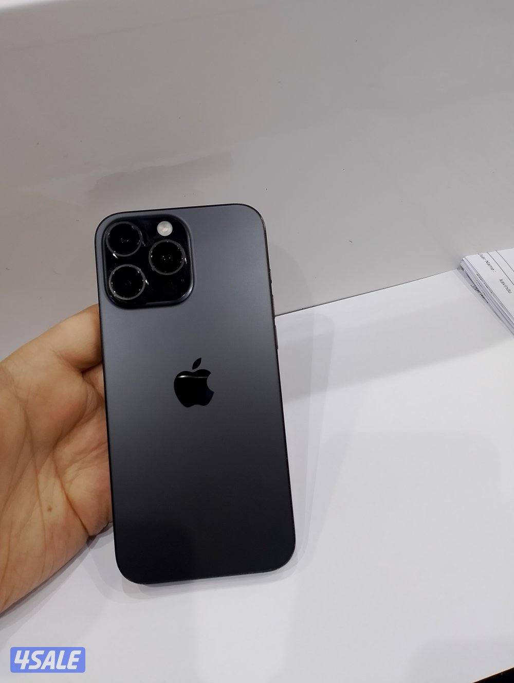 ايفون 16 برو ماكس 256 جيجا2