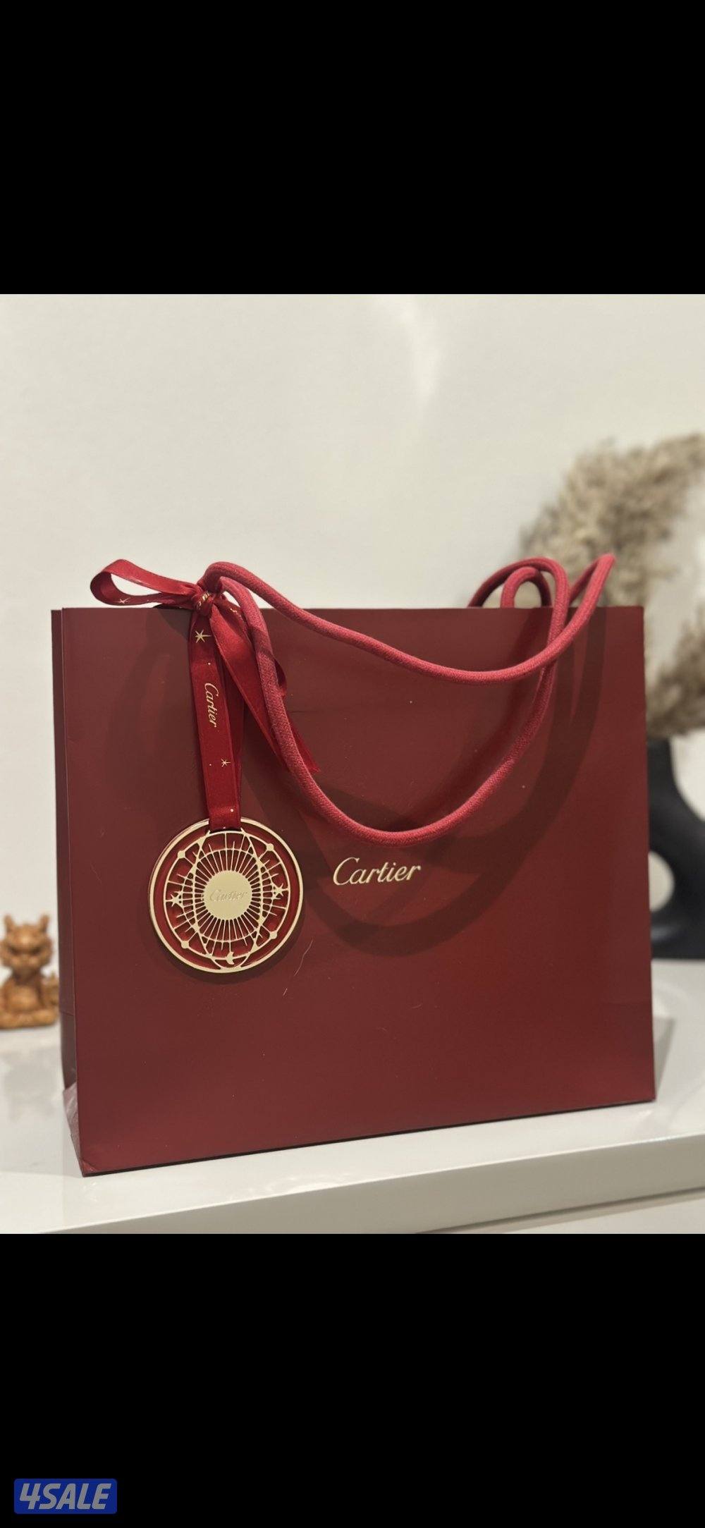 بوك كارتير للرجال لون عنابي فخم فنتج غير مستخدم ابدا ماركه كارتير2