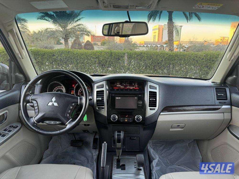 باجيرو موديل 2018 كامل المواصفات المكينه الكبيره شرط الفحص10