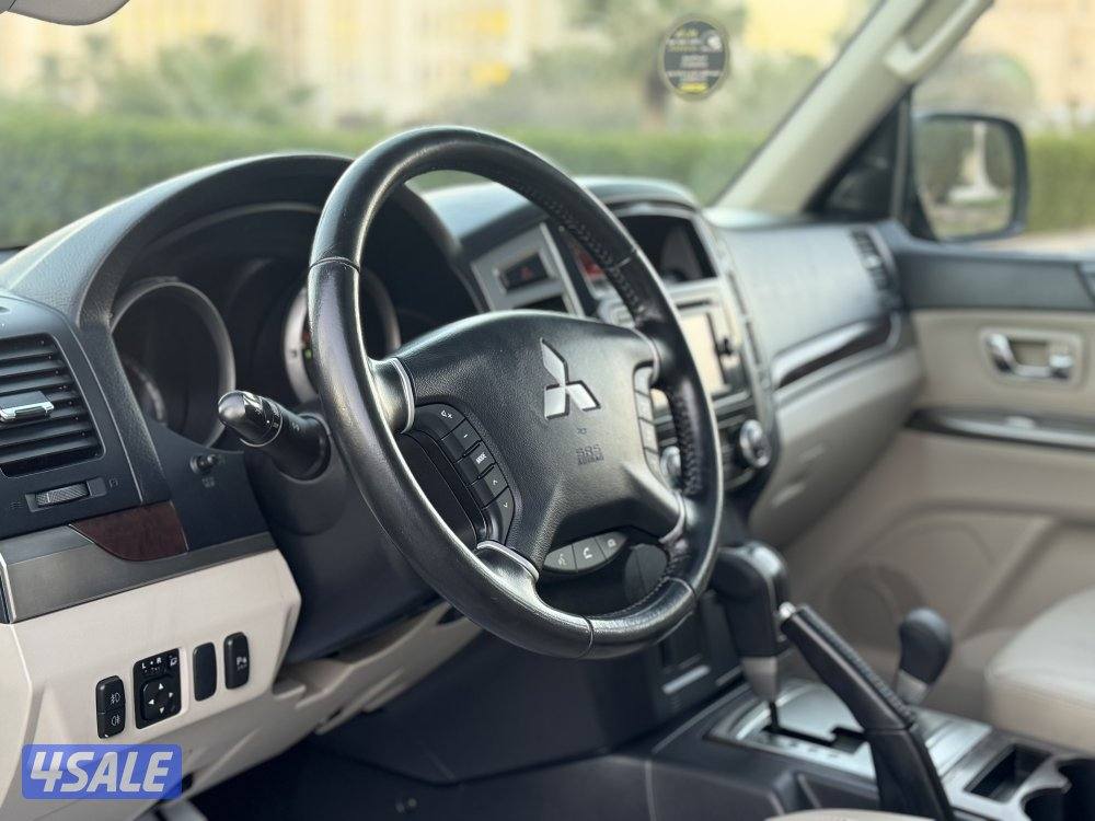 باجيرو موديل 2018 كامل المواصفات المكينه الكبيره شرط الفحص15