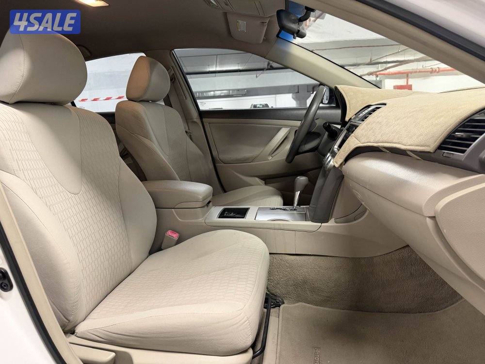 كامري موديل 2011 عداد قليل بحاله ممتازه نقبل التثمين مع الفرق لي ولكم8