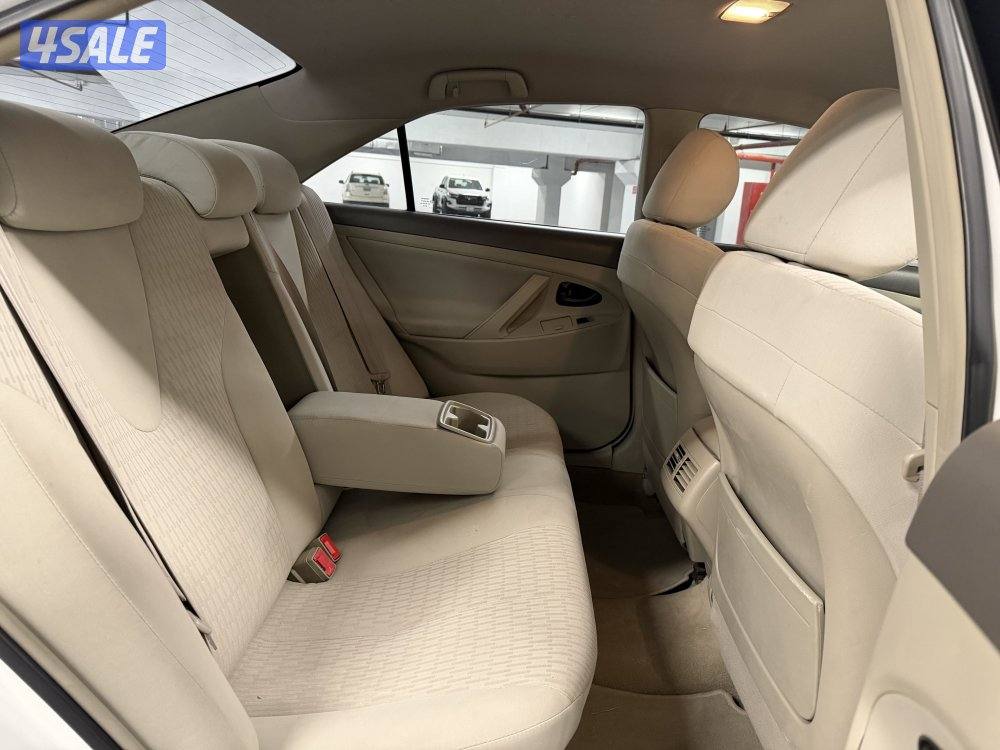 كامري موديل 2011 عداد قليل بحاله ممتازه نقبل التثمين مع الفرق لي ولكم10