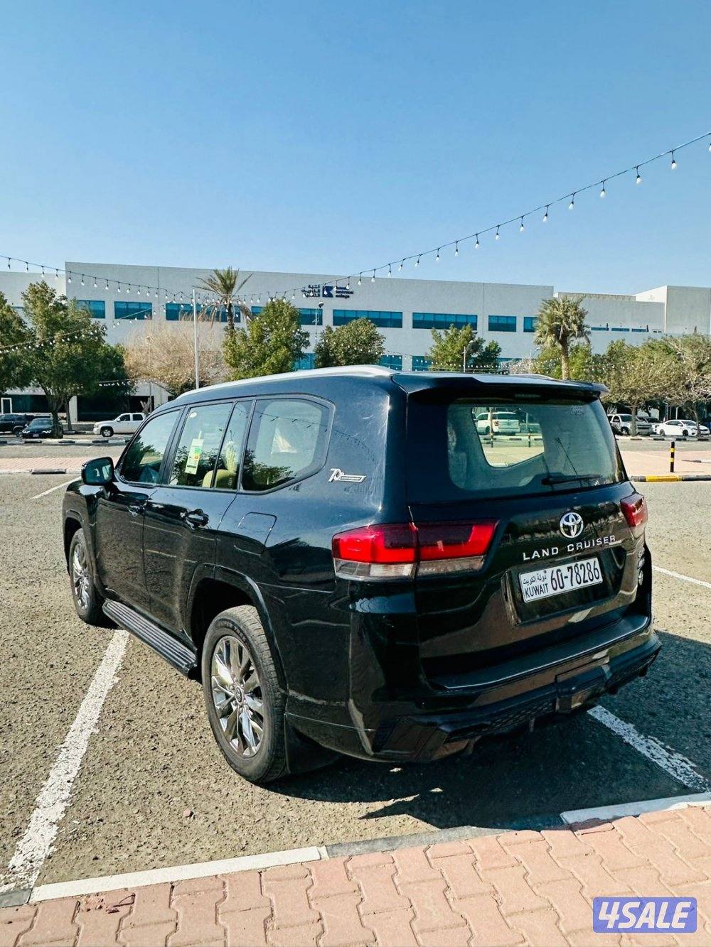 لاند كروزر (AERO S) GXR عداد 88 الف وارد الساير3