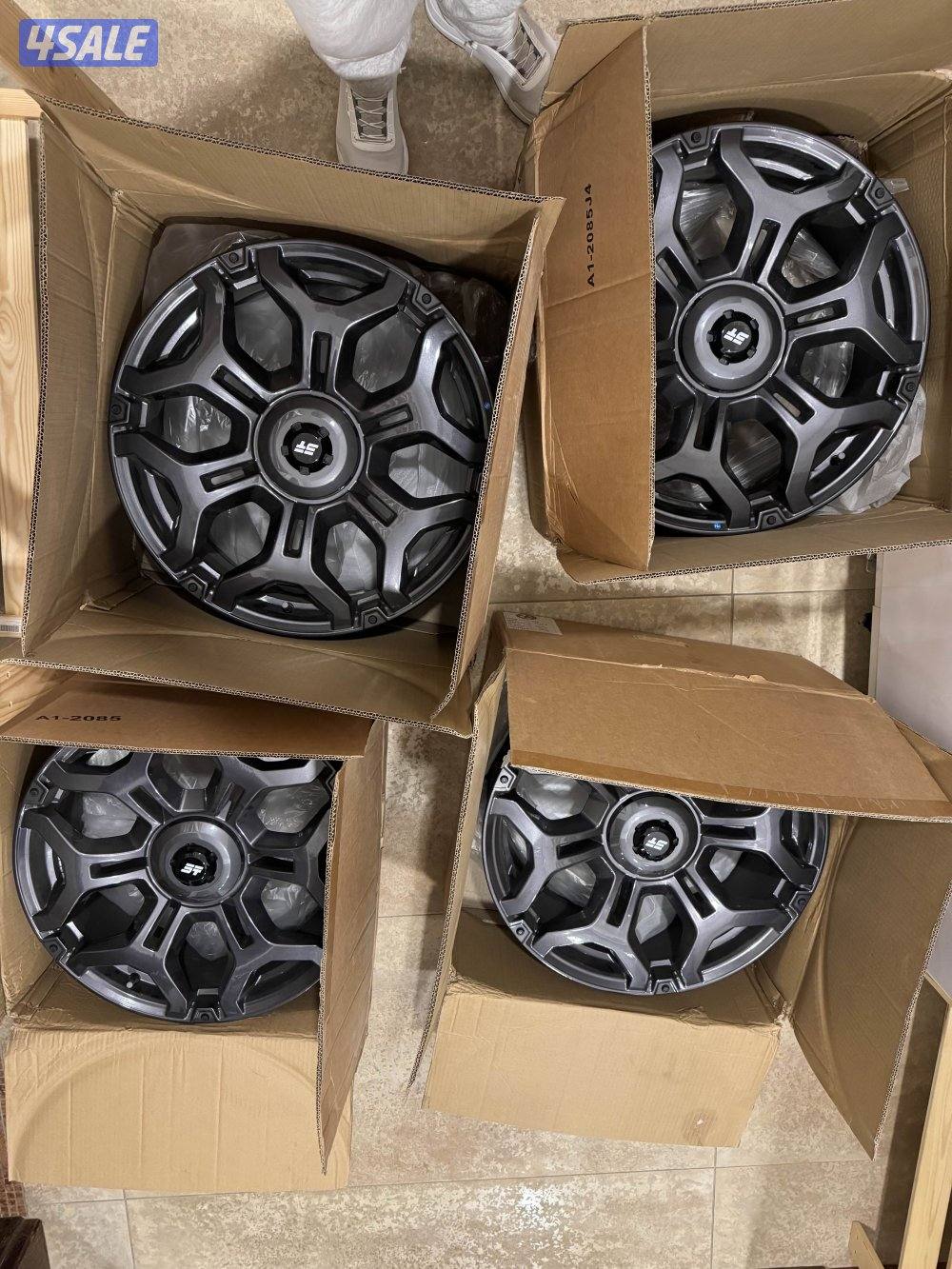 4 رنجات جيتور T2 بحالة الوكالة لم تستخدم الا يومين و تم تخزينهم, عليهم1