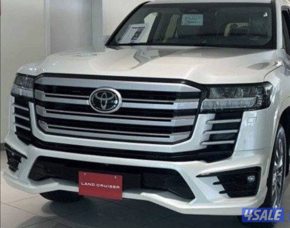 للبيع لاند كروزر ايرو اس توين تيربو لون ابيض0