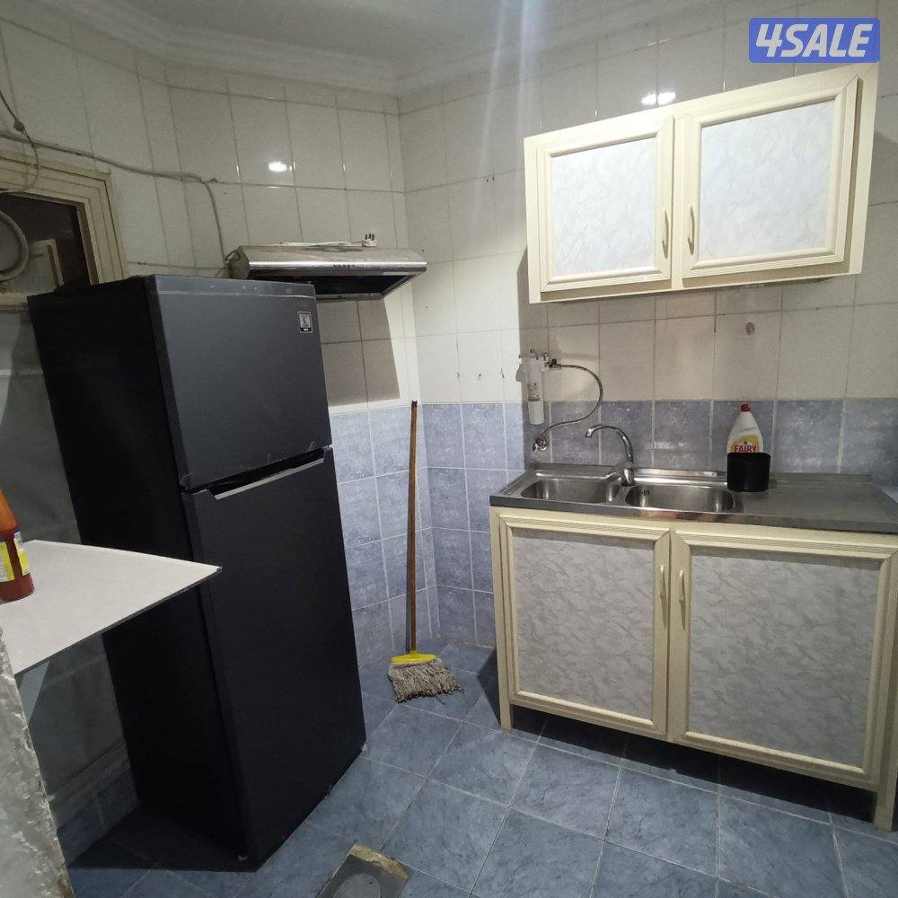 شقق للايجار بالسالمية خلو وفاضي غرفة وصالة بشارع العوازم7