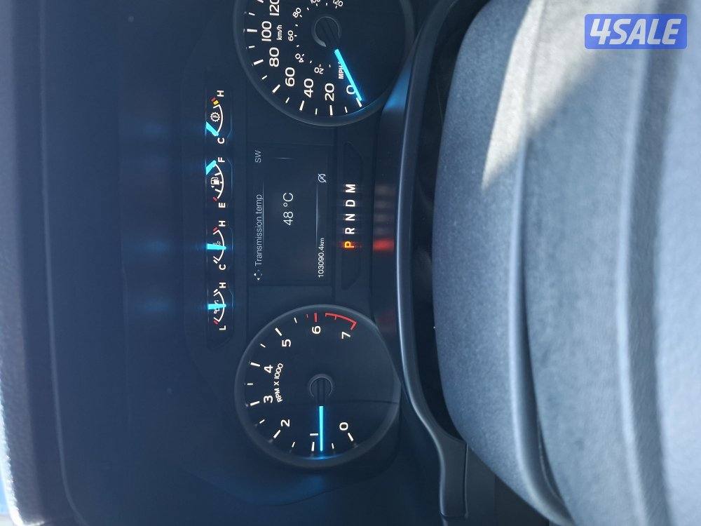 للبيع وانيت فورد موديل ٢٠٢٠ تواير جدد ماشي ١٠٣٠٠٠ ميه وثلاث ألاف4