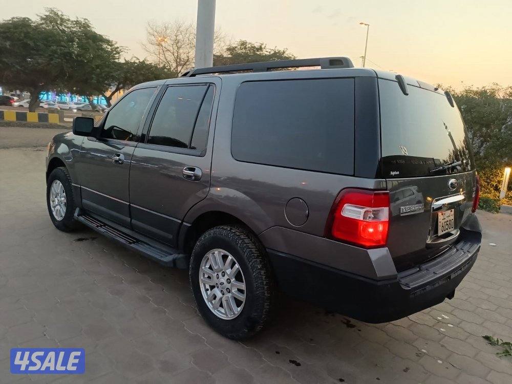 جيب فورد اكسبديشن13