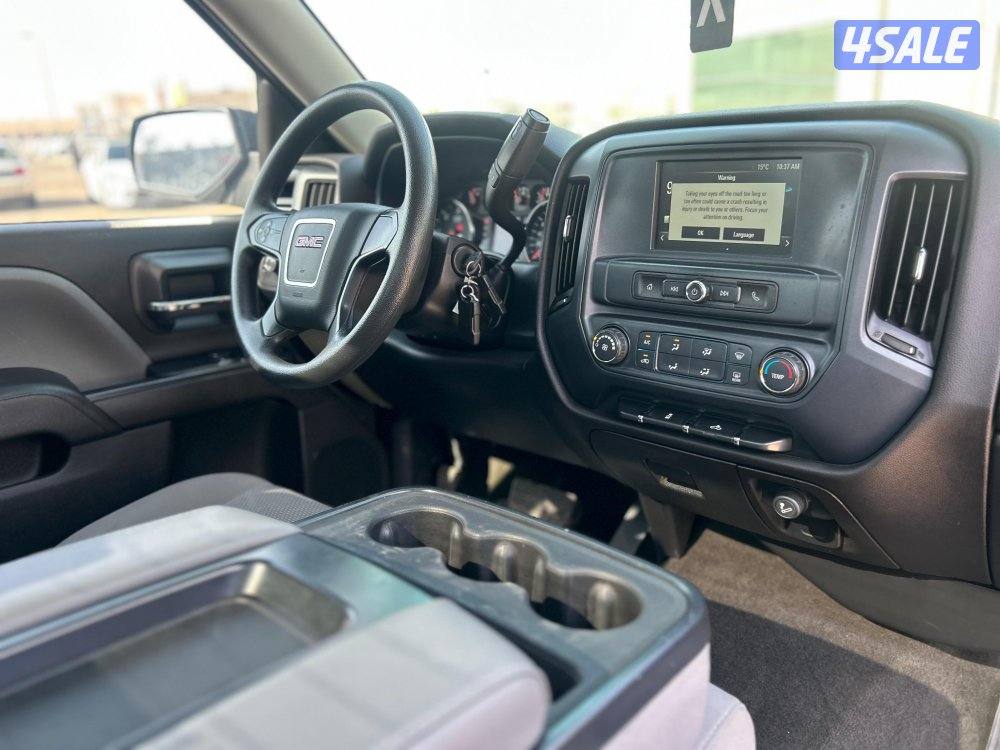 GMC سيرا 1500
ميل 2018
ماشى 155.000 k.m 
واردبهبهانى.صبغ وكالة 
حماي5