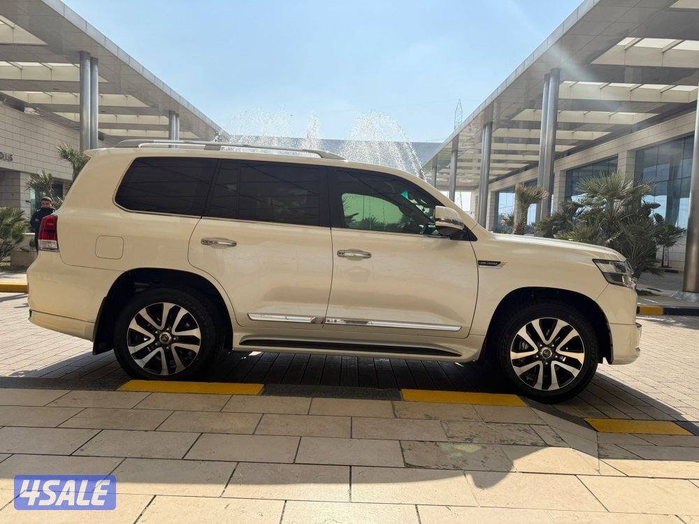 جراند تورنج عداد 58 الف صبغ الوكالة بحالة ممتازة7