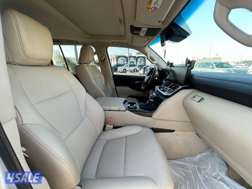 تويوتا لاند كروزر GX.R AEROs
 twin turbo.V6
موديل 20235