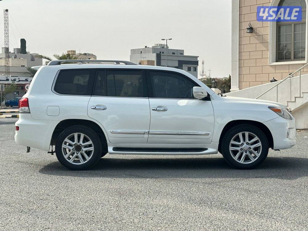 Lexus 
LX 570 
موديل 2014
8سلندر7