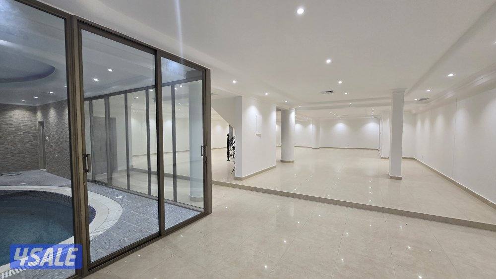 بيت كامل للإيجار مع حمام سباحة وجاكوزي وسرداب واسع7