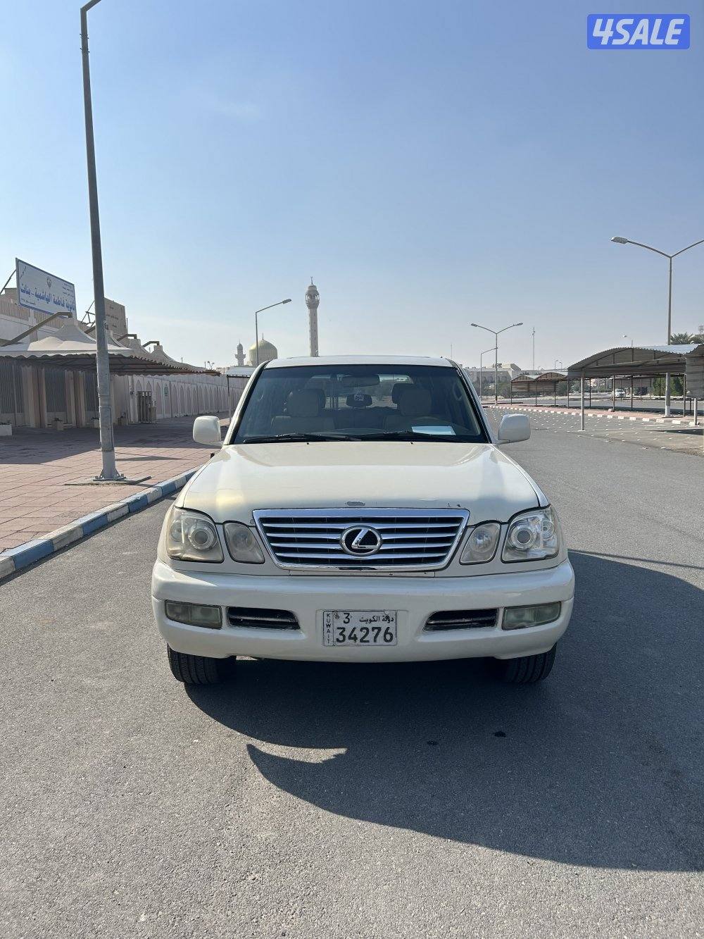 جيب لكزس lx470 ابيض شرط شاصي جيد الموتر شغال تواير جديده1