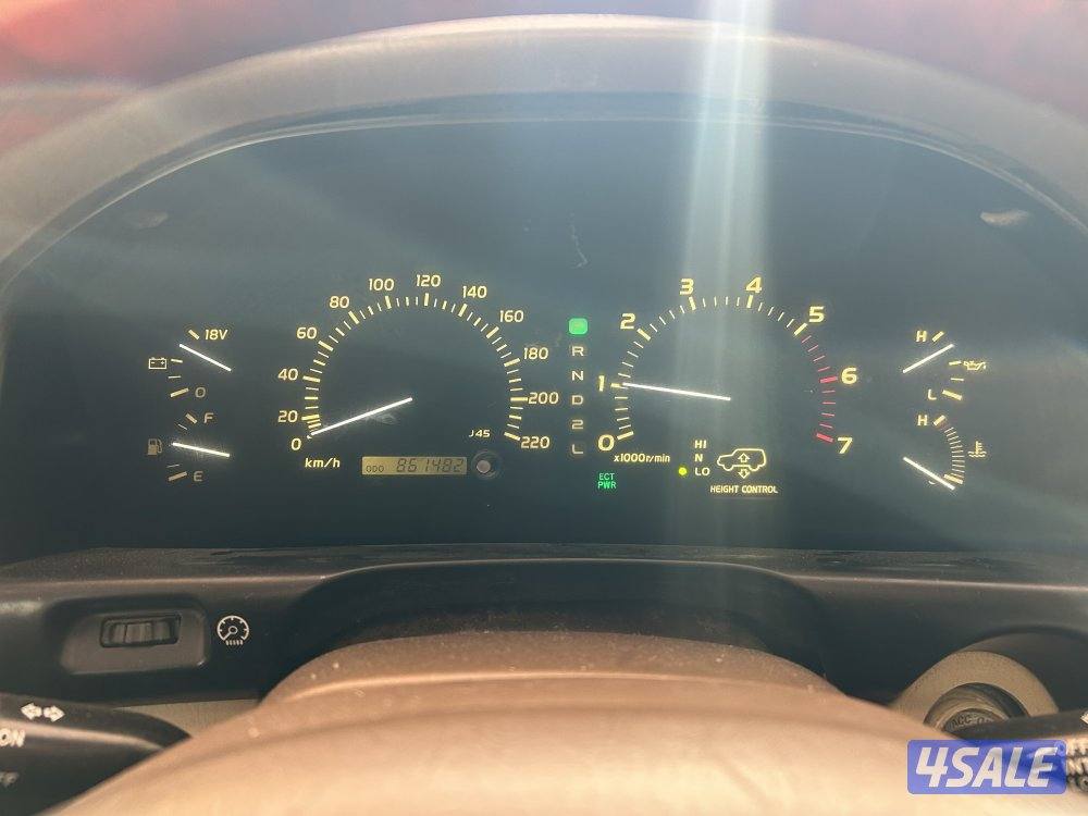 جيب لكزس lx470 ابيض شرط شاصي جيد الموتر شغال تواير جديده7