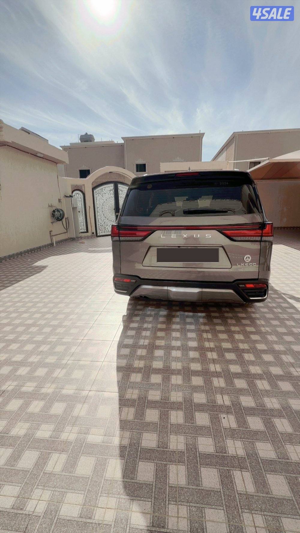 للبيع لكزس 2024 درجه اولى2