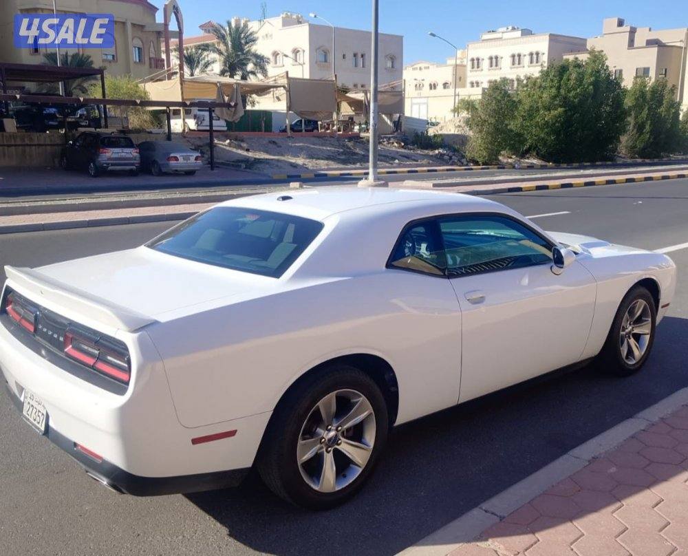 للبيع تشالنجر ٦ سلندر2