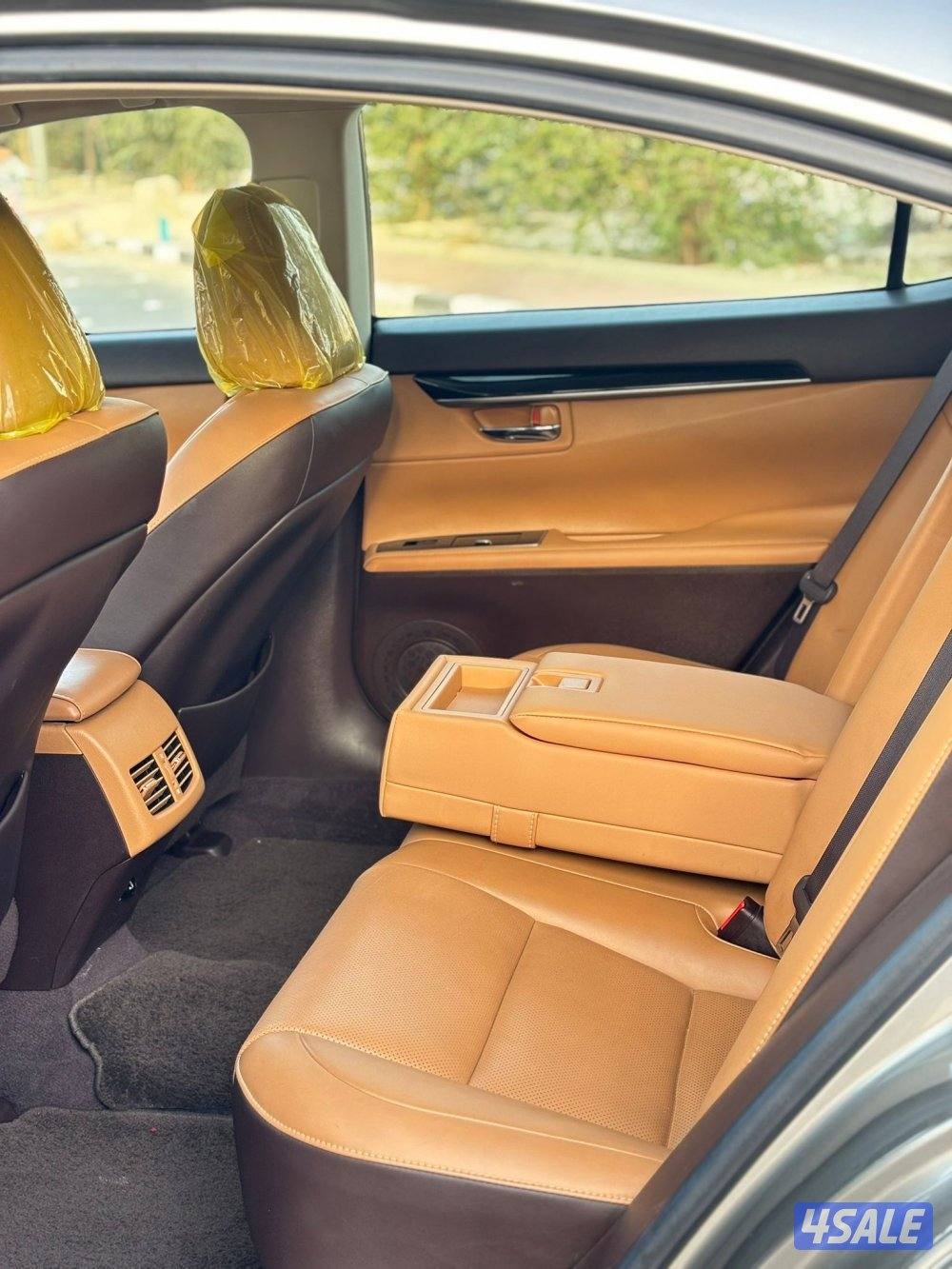 لكزس ES250 بحاله ممتازه5