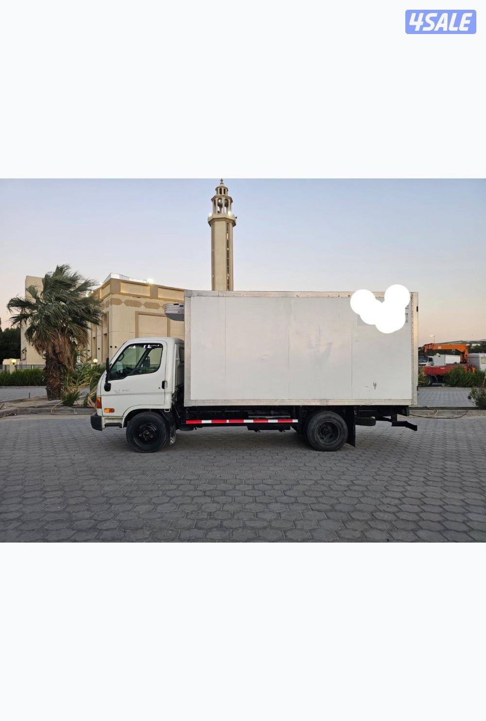 هاف لوري. 2011 ثلاجه. شغاله. تامين صحي. سنه0