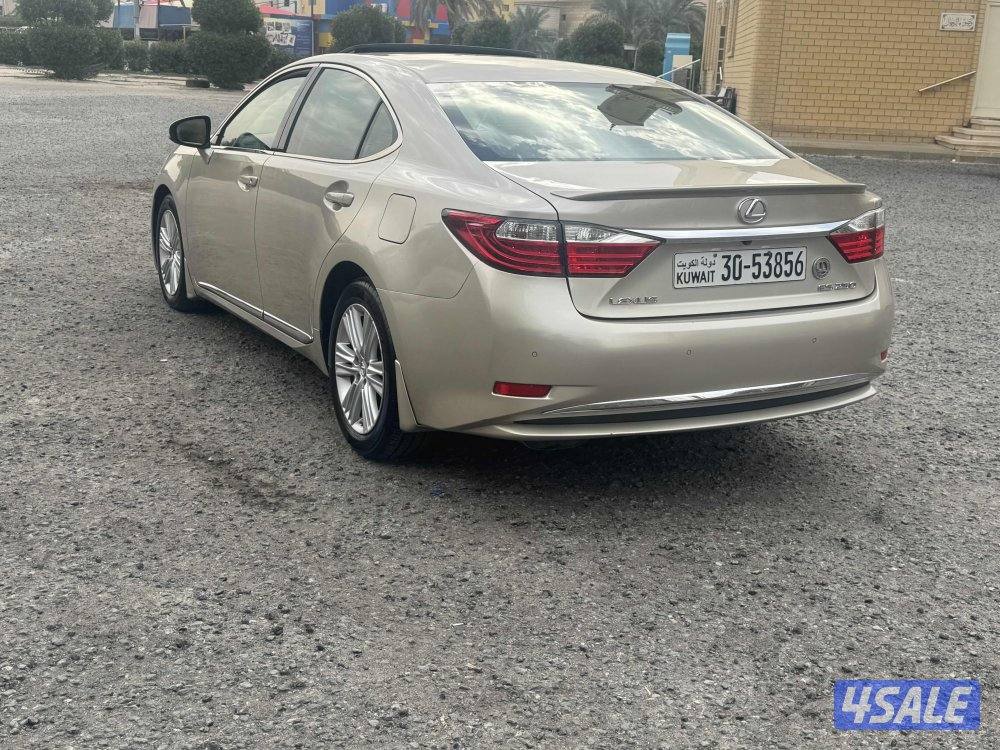 للبيع لكزس ES250  الساير موديل 2015  عداد 235 كامل مواصفات شرط الفحص4