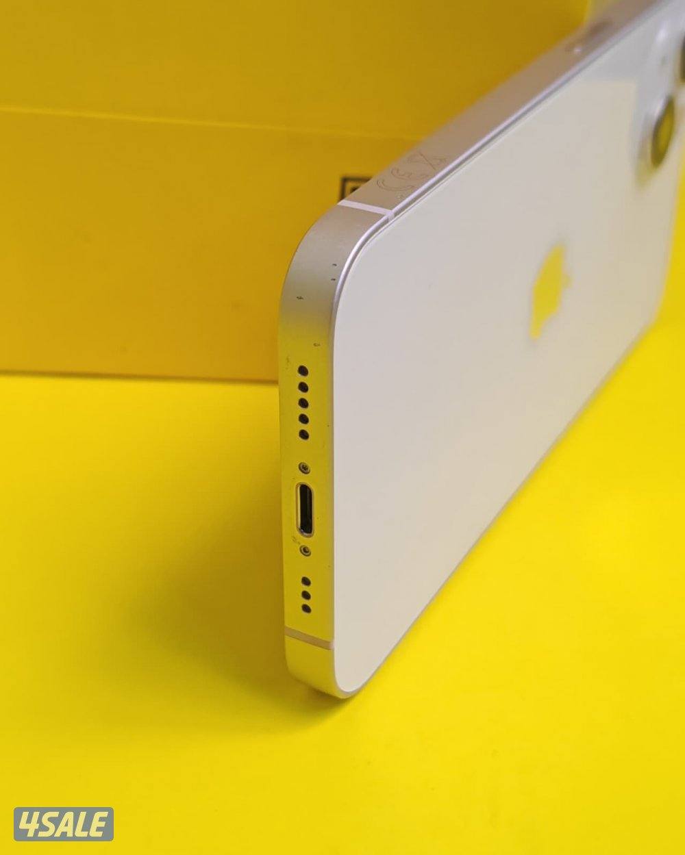 ايفون 13 – 128 جيجا – أبيض – البطارية 89% iPhone 13 128GB Starlight1