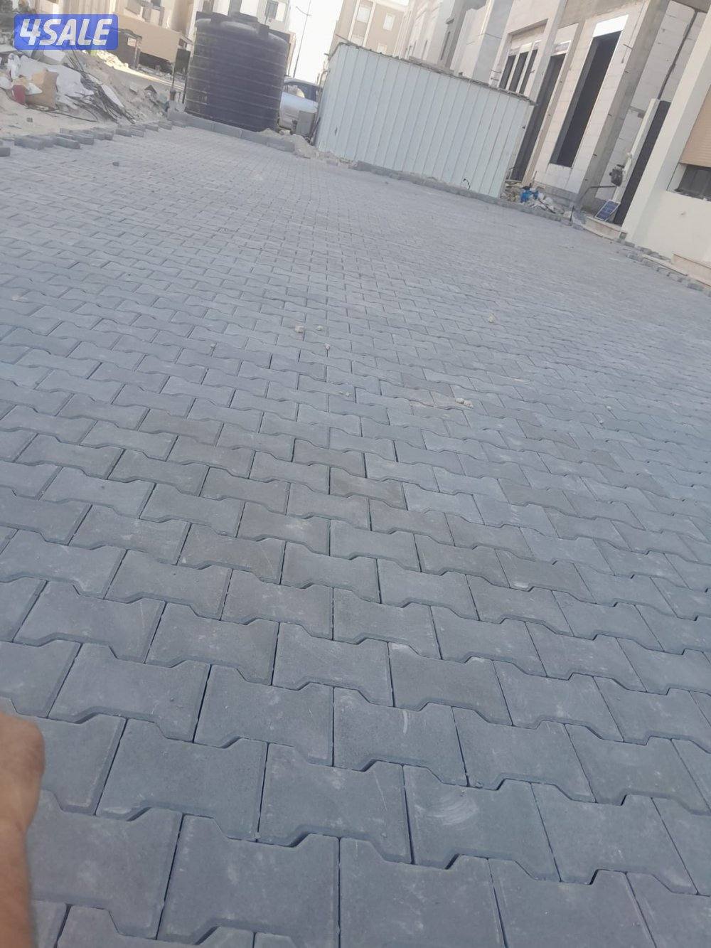 معلم بلاط متداخل وكربستون وكاشي  ومصفت سيارات وترميمات1