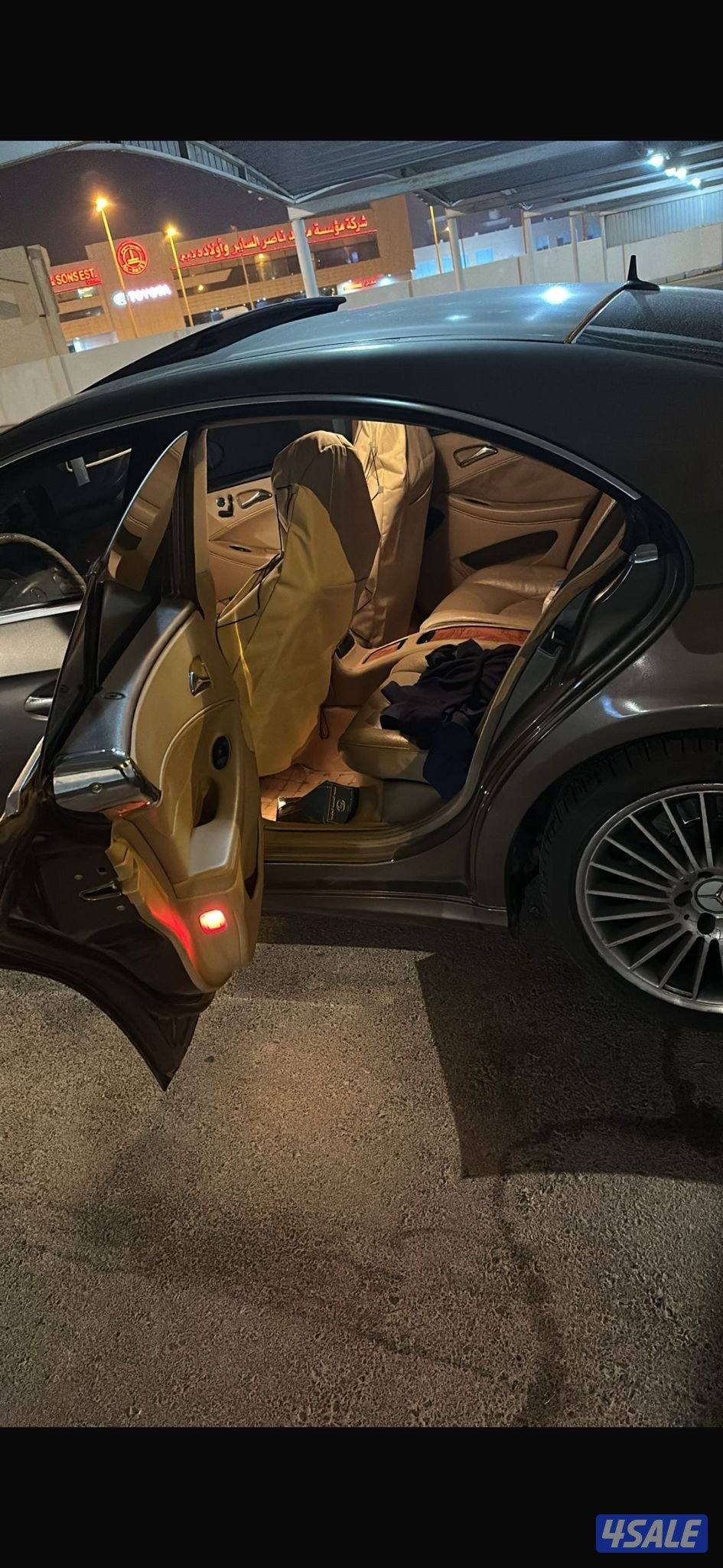 للبيع مرسيدس CLS5008