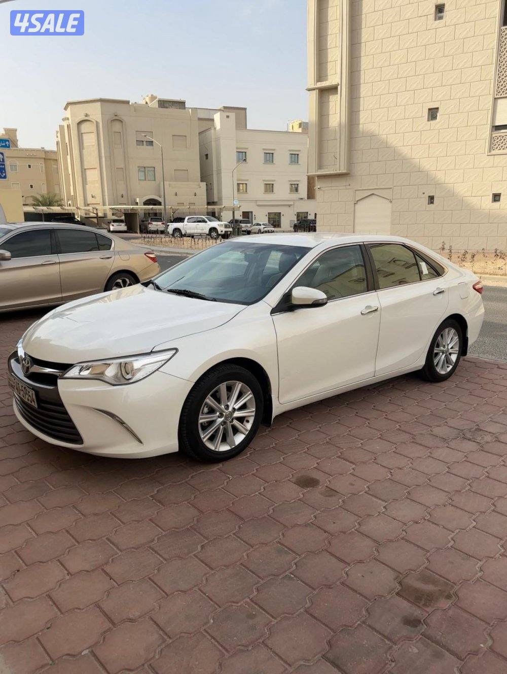 للبيع كامري 2016 بحاله الوكاله0