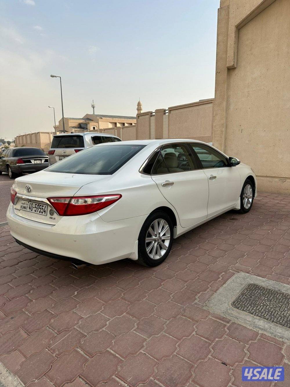 للبيع كامري 2016 بحاله الوكاله2