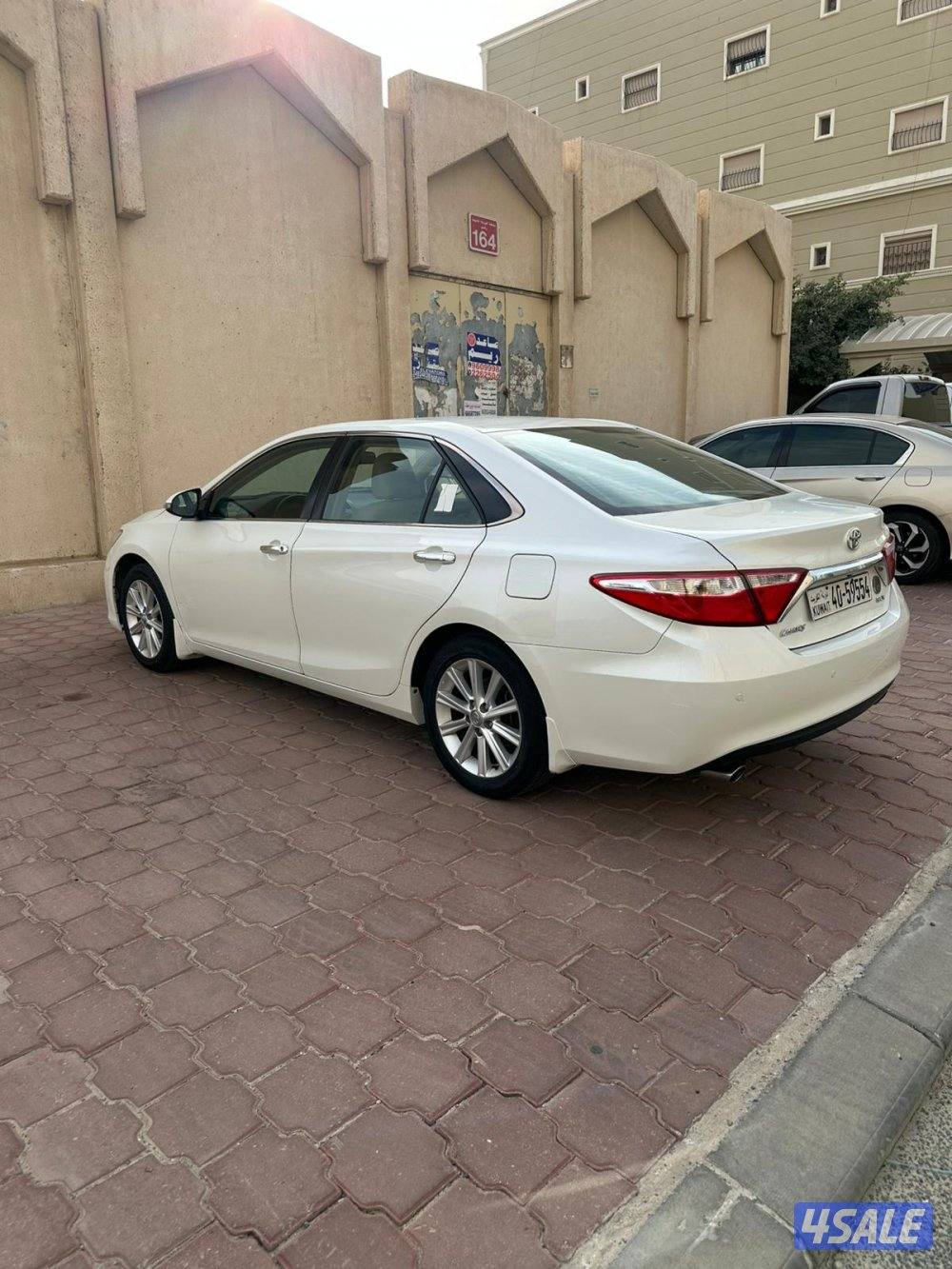 للبيع كامري 2016 بحاله الوكاله3