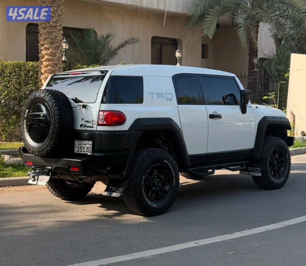 للبيع FJ TRD موديل 2015 وارد الساير9