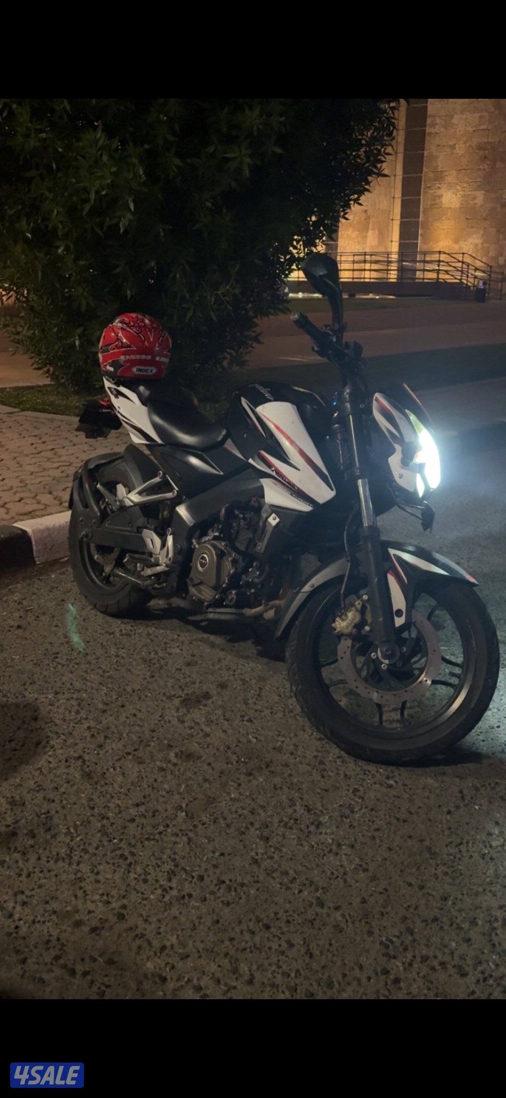 بولسر ns200cc2