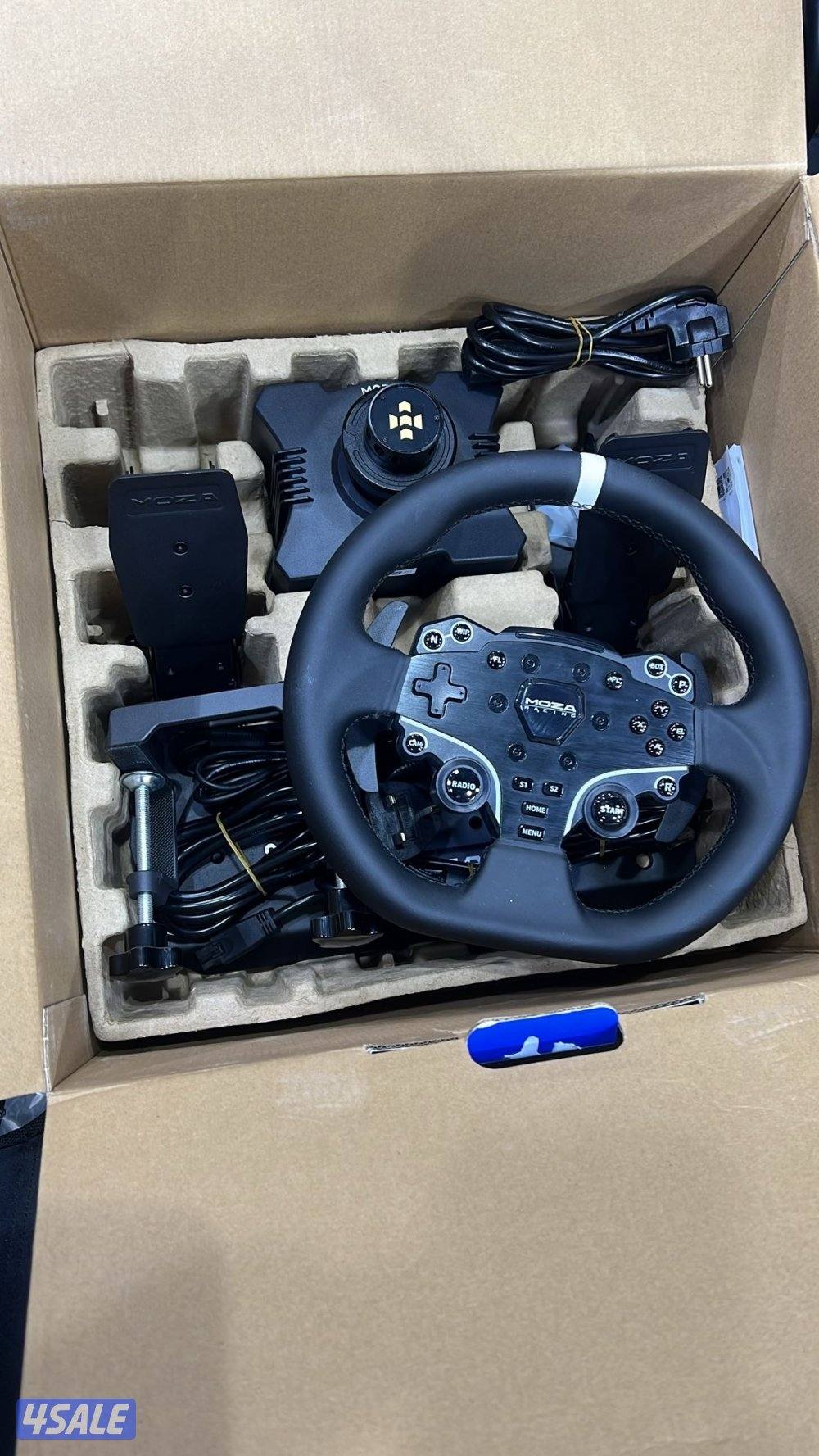 Moza r5 gaming steering wheel سكان1