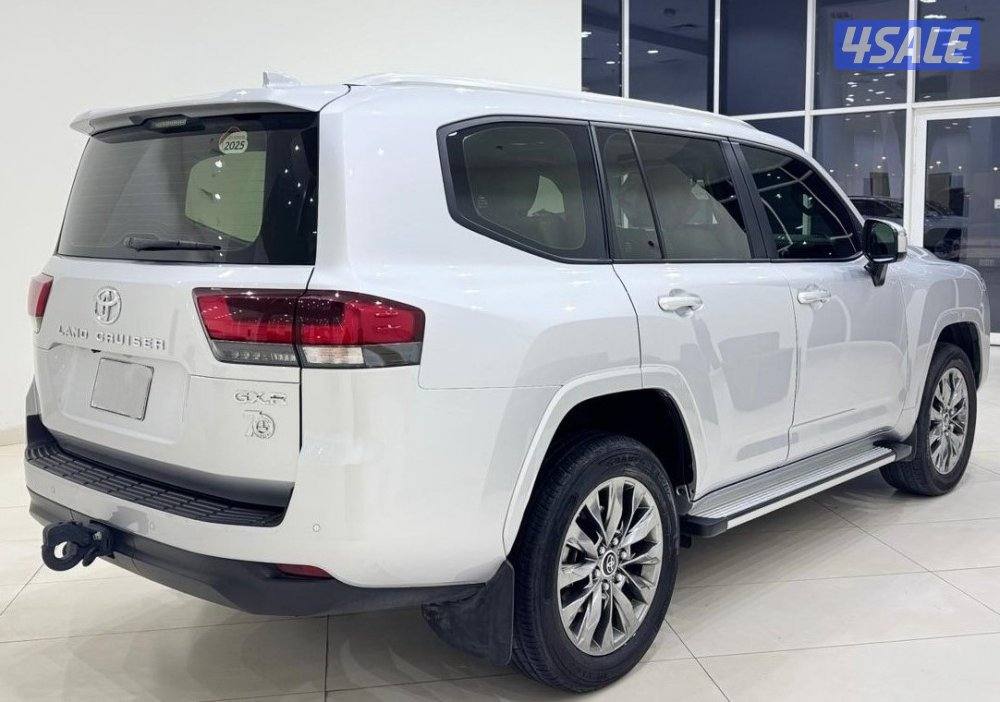 للبيع تويوتا لاندكروس GXR 4K بدون تيربو موديل 20253