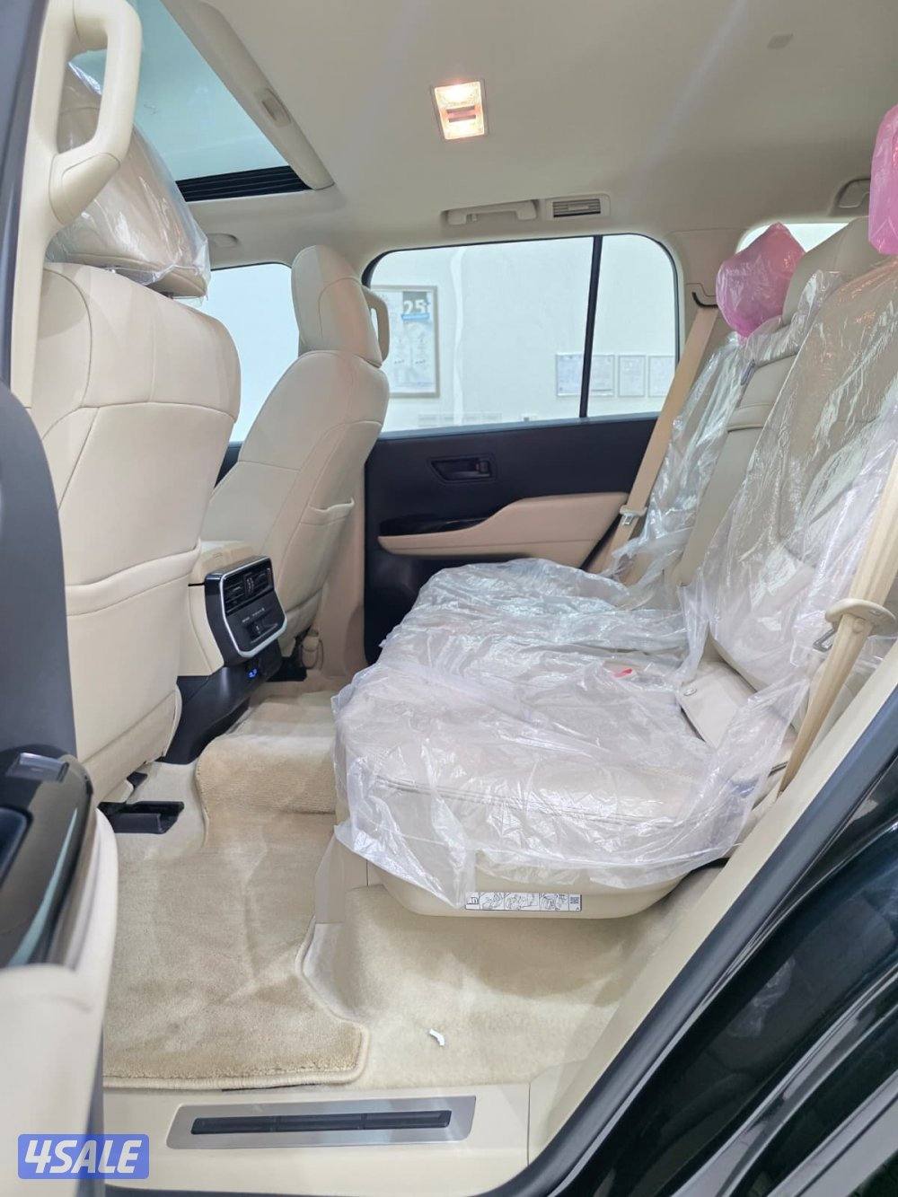 للبيع تويوتا لاندكروس GXR 4K بدون تيربو موديل 20255