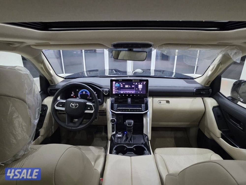 للبيع تويوتا لاندكروس GXR 4K بدون تيربو موديل 20256