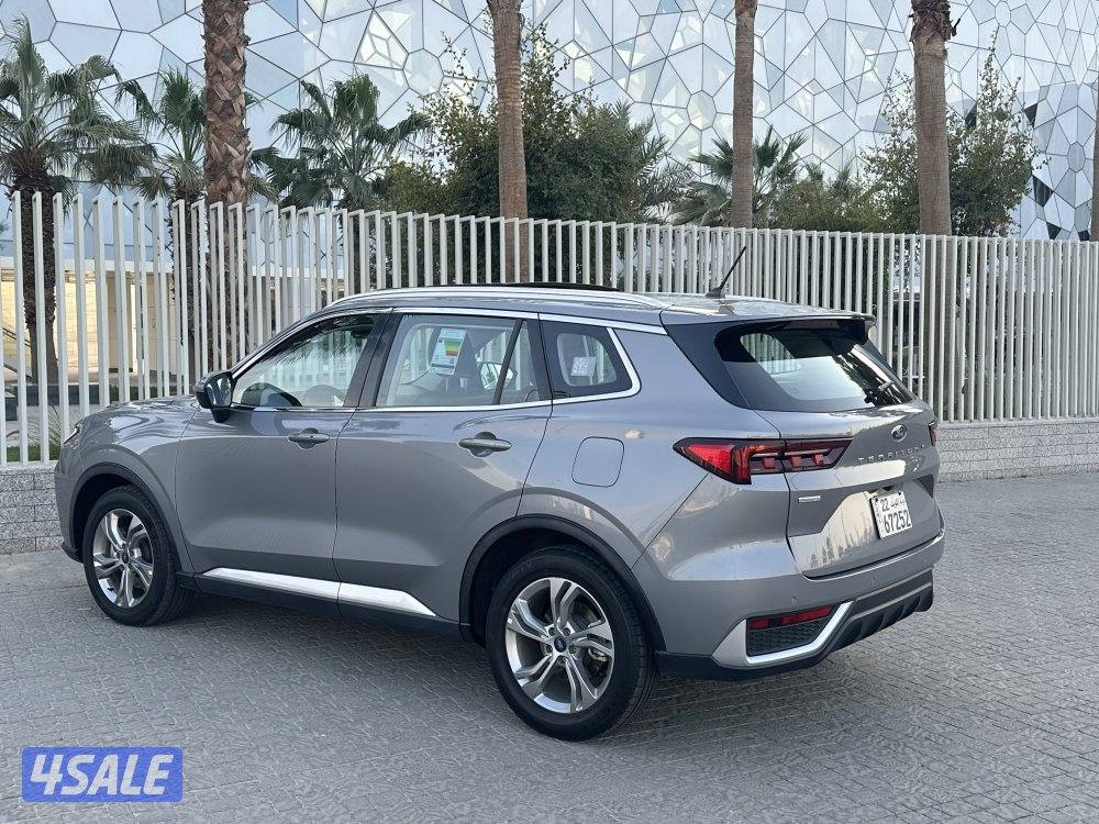 فورد تيرتوري تيتانيوم موديل 2025 صبغ الوكالة4