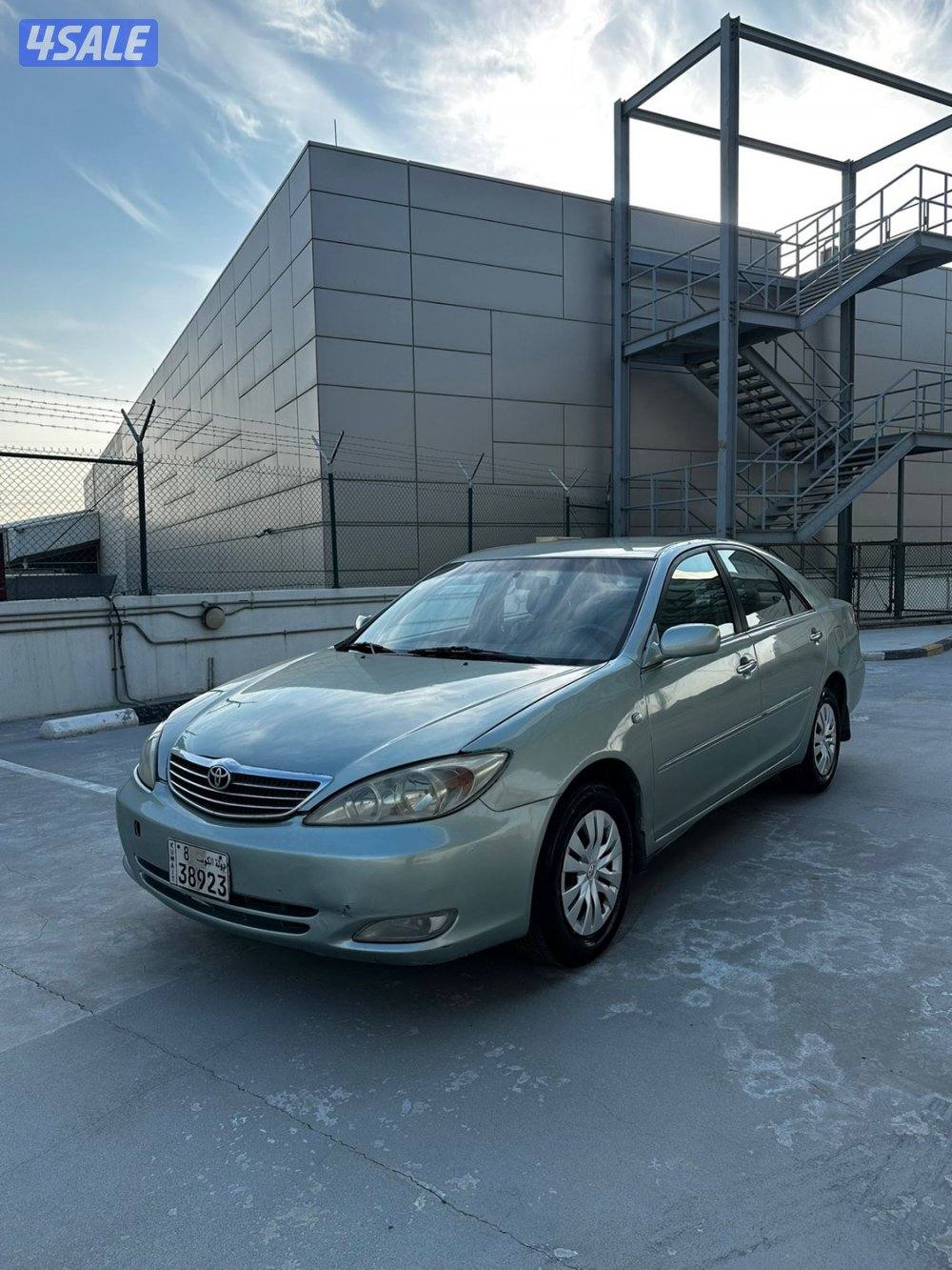 للبيع كامري 6 سلندر2