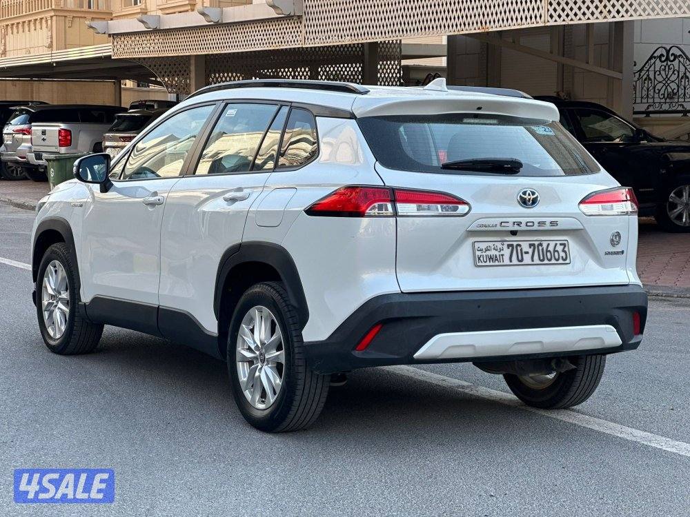 كورلا كرو٢٣ هايبرد0