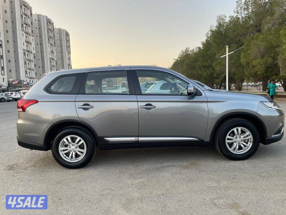 للبيع ميتسوبيشي اوتلاندر ٢٠٢٢ وارد الوكالة1