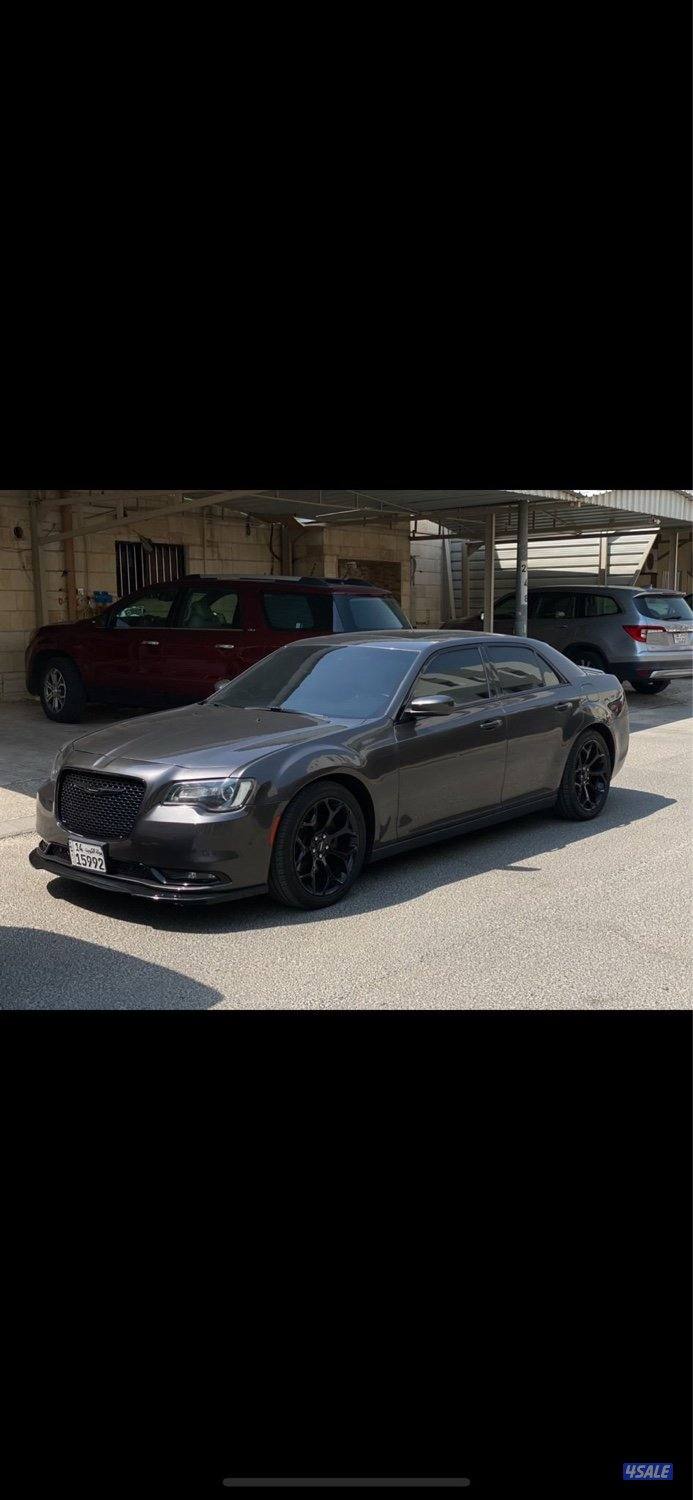 للبيع كرايزلر1